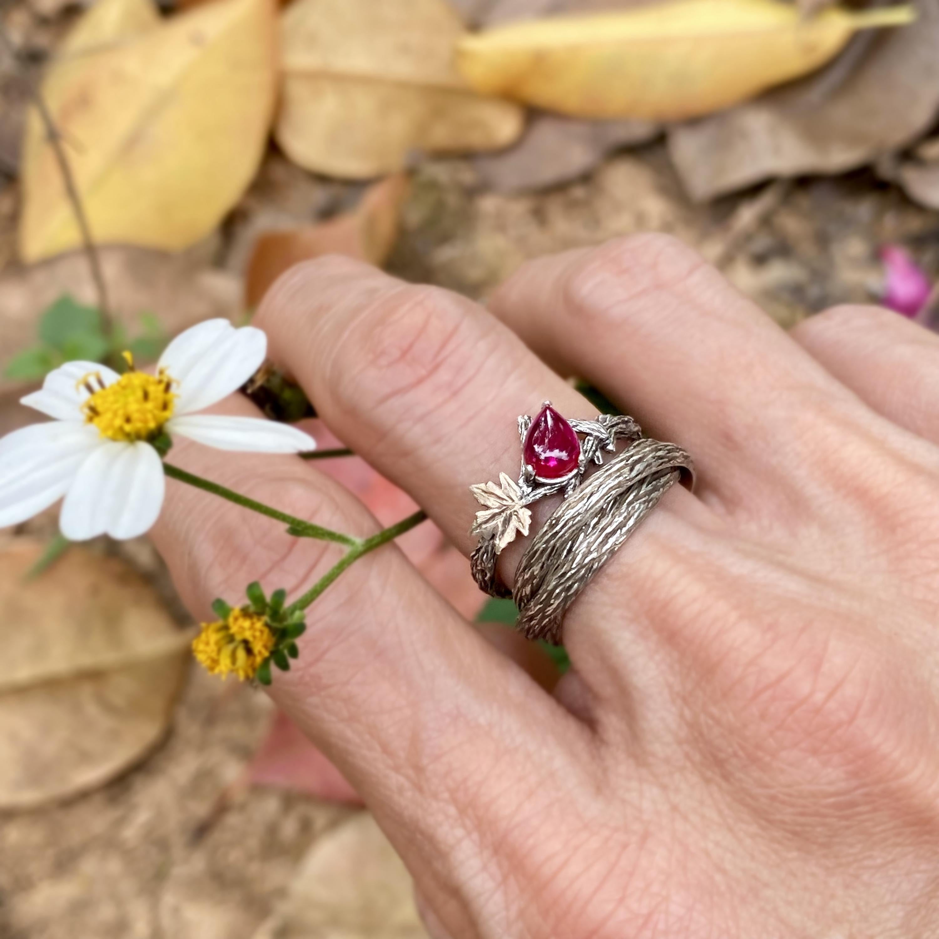 Nature-Inspired Stackable twig Wedding Rings, Hand-Engraved Sterling Silver Maple Leaf Branch Ring, Rustic ruby Ring with Forest,Couple ring