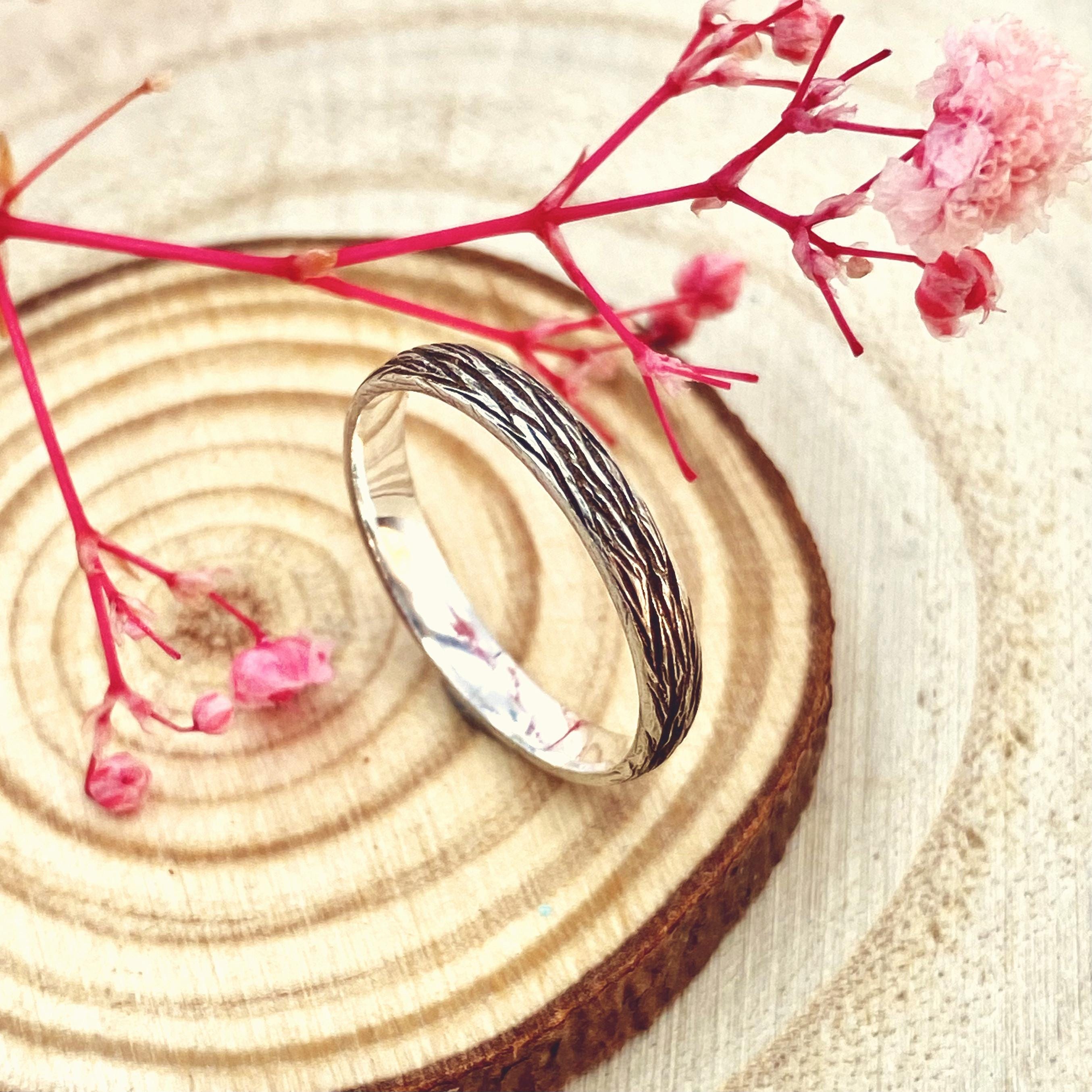 Sterling silver tree rings for women/men, hand carved bark wedding band, natural wedding rings, silver wedding rings, tree wedding band