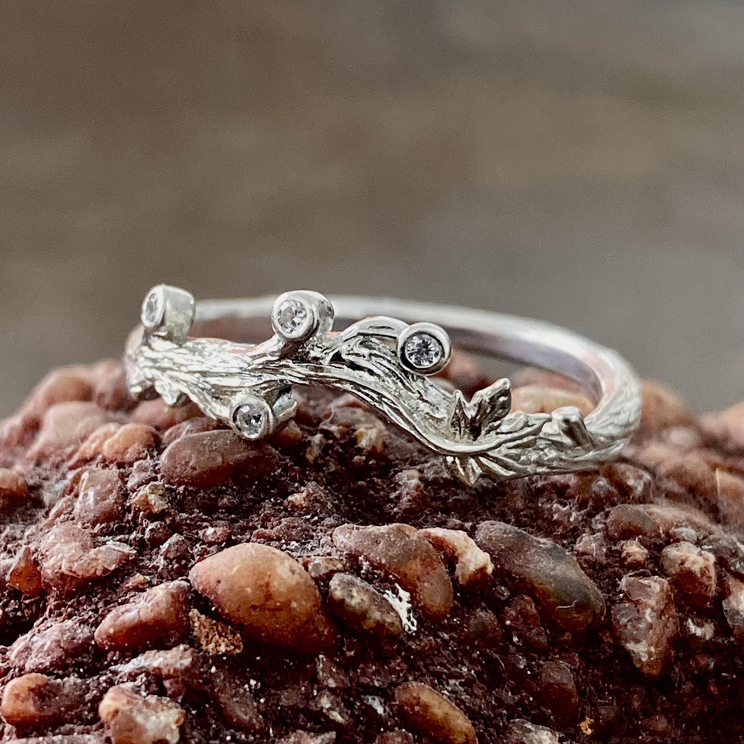 Sterling silver branch leaf white crystal engagement ring, vine leaf women's band, Woodbark ring with leaf, branch ring with stone