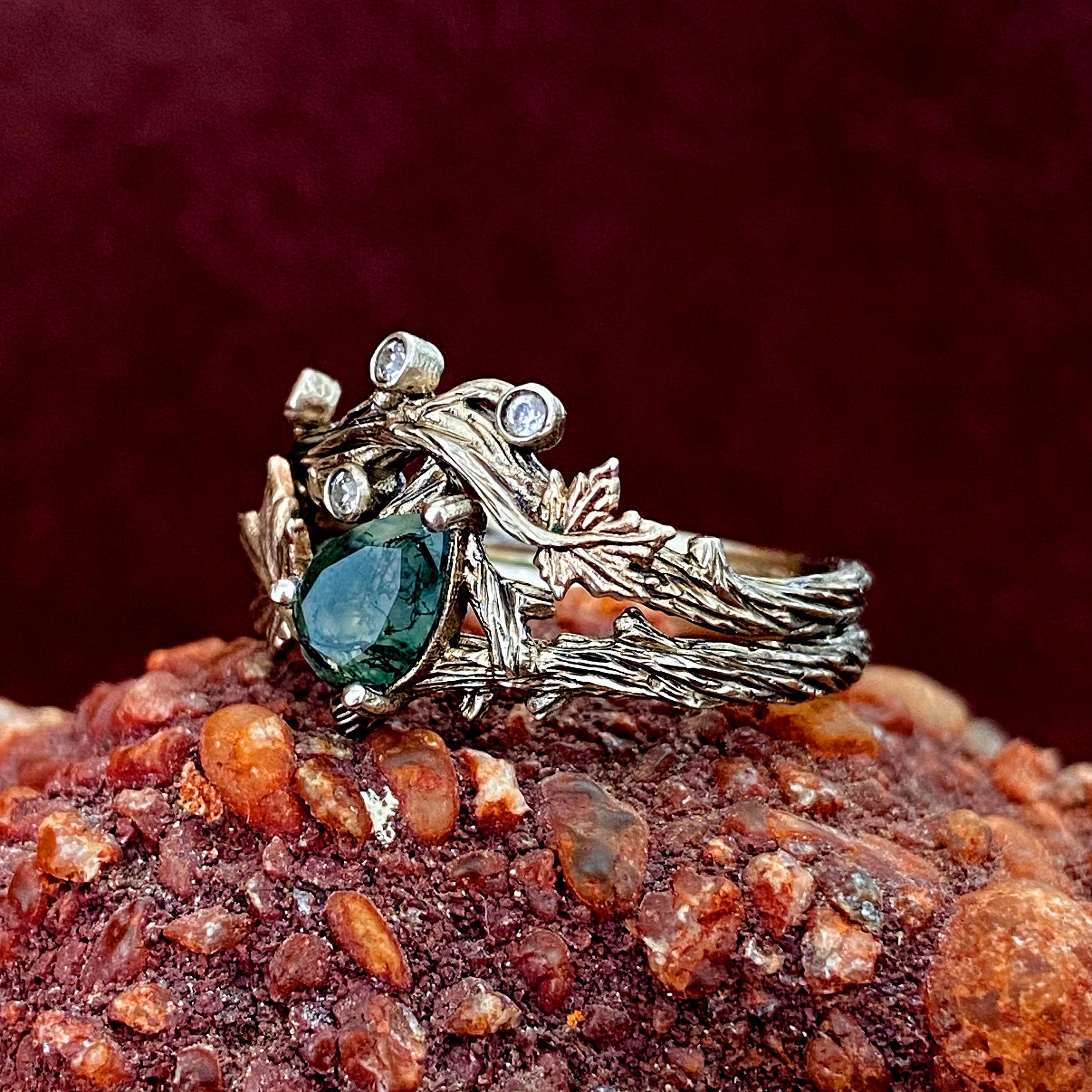 Solid 14K white gold tree branch wedding ring, hand-carved 14K rose gold ring,women's stacking ring, unique vintage twig ring, bridal band