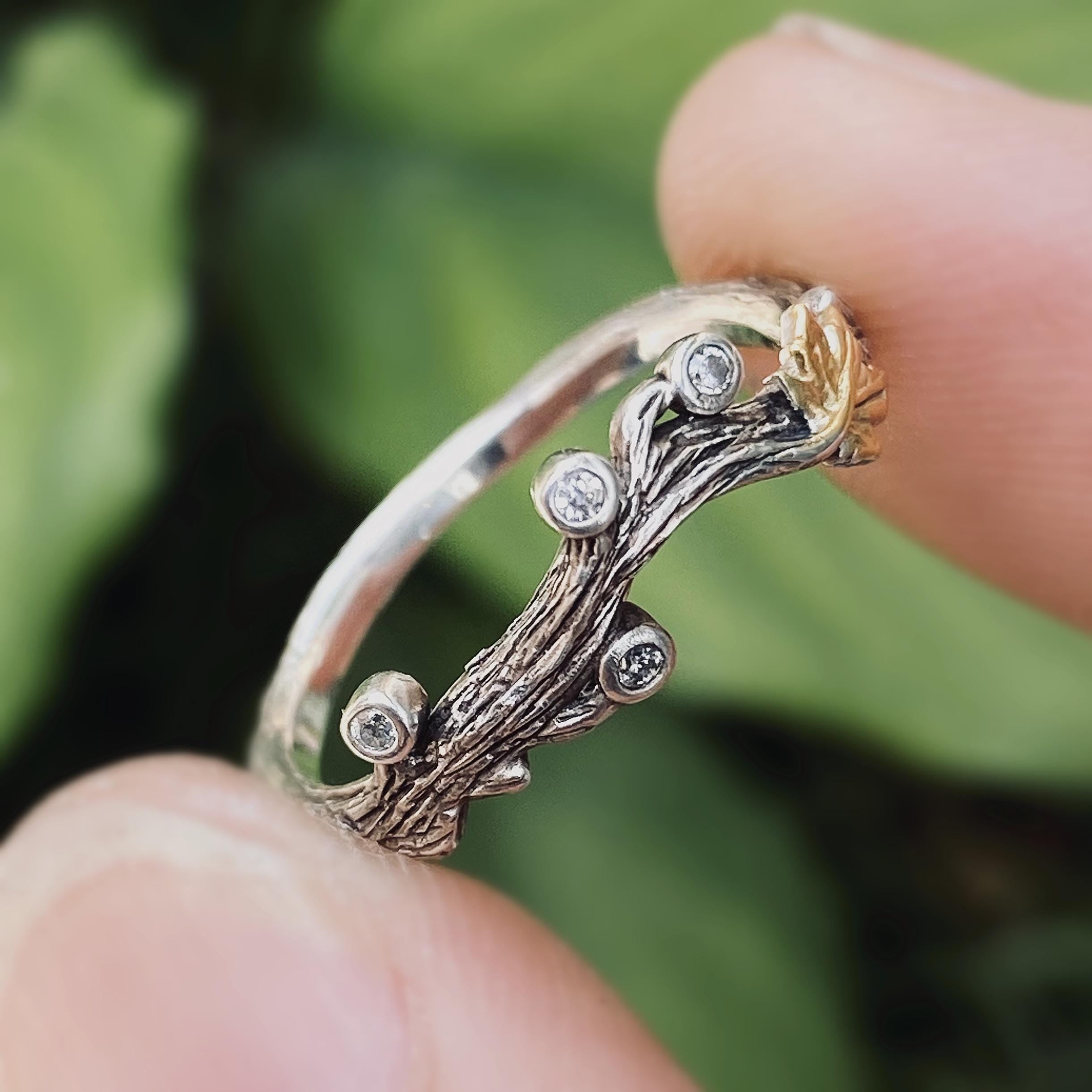 Branch maple leaf sterling silver ring, hand carved bark ring, small zircon vine leaf ring, oxidized distressed vintage twig leaf ring