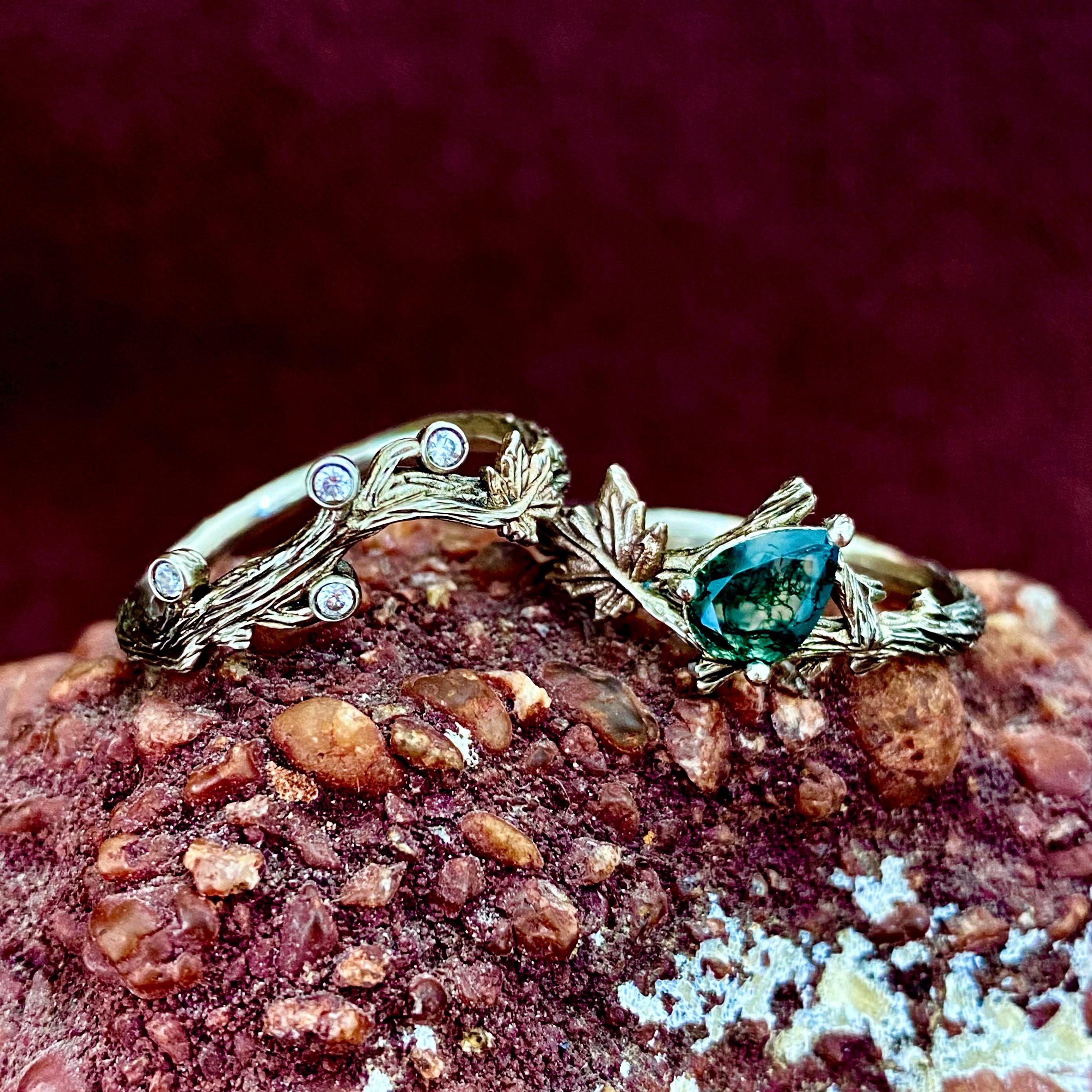 Solid 14K white gold tree branch wedding ring, hand-carved 14K rose gold ring,women's stacking ring, unique vintage twig ring, bridal band