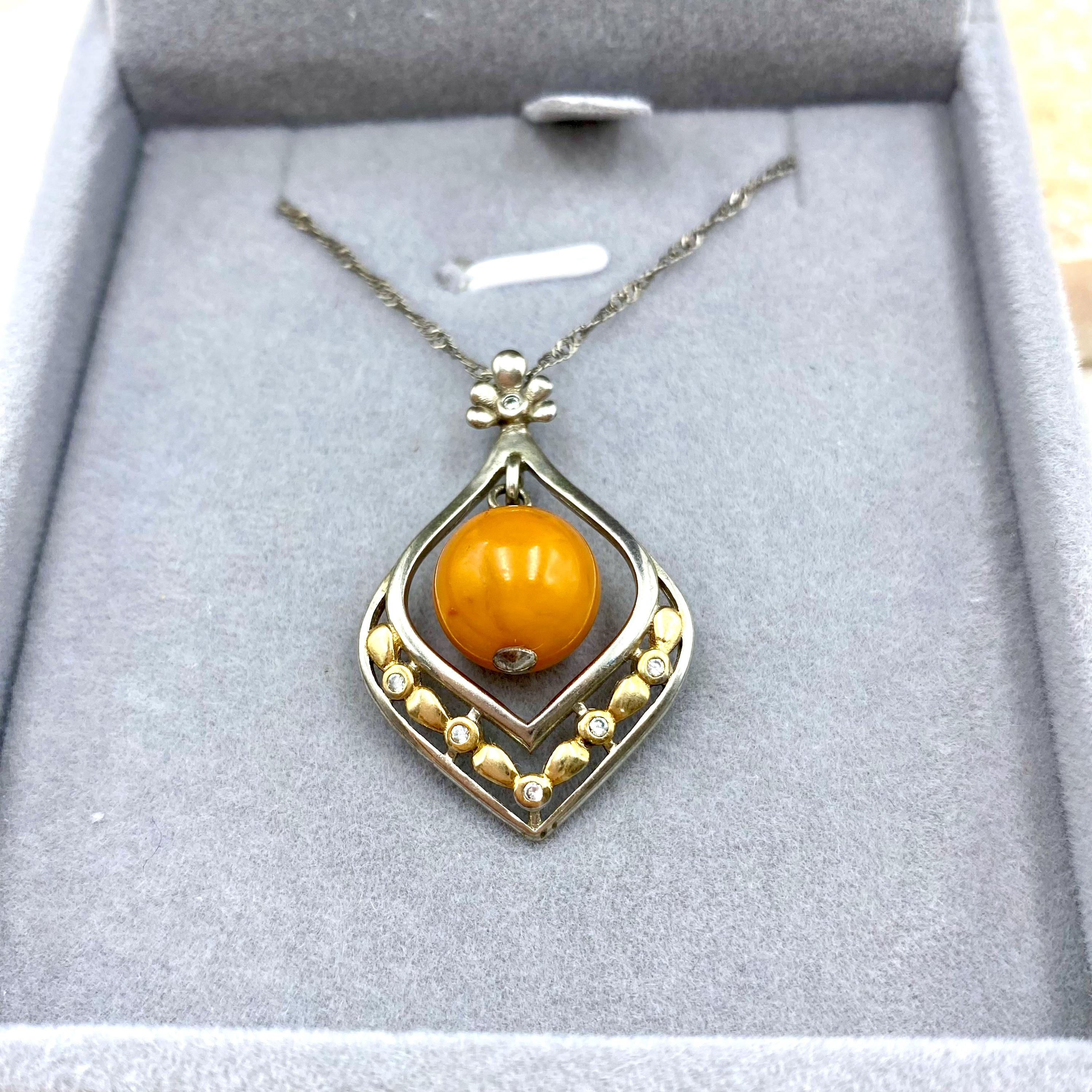 Collection of natural amber beeswax stone S925 silver pendant necklace, medieval vintage beeswax stone women's necklace, antique necklace