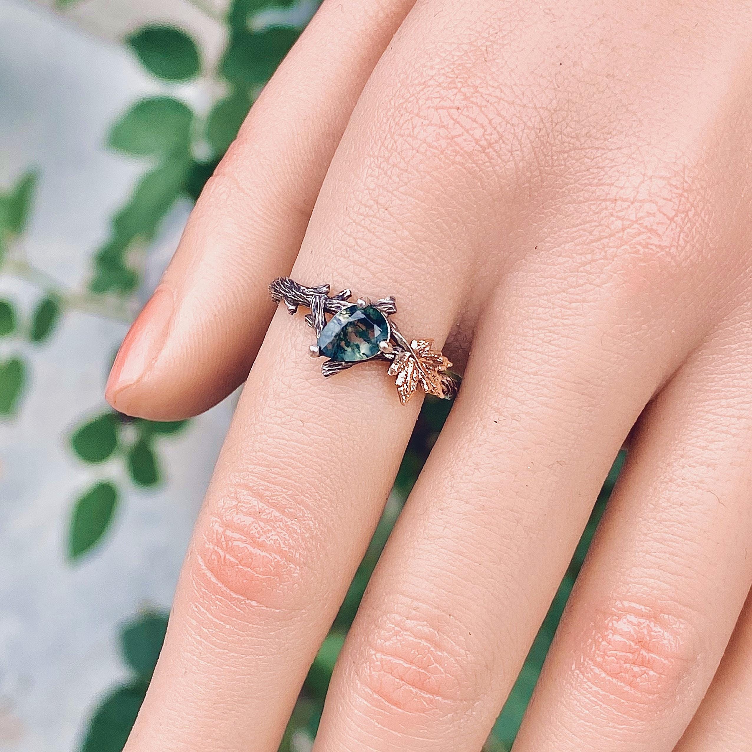 Custom natural moss agate twig ring, branch engagement band, hand-carved tree pattern, ring with stone, maple leaf silver jewely