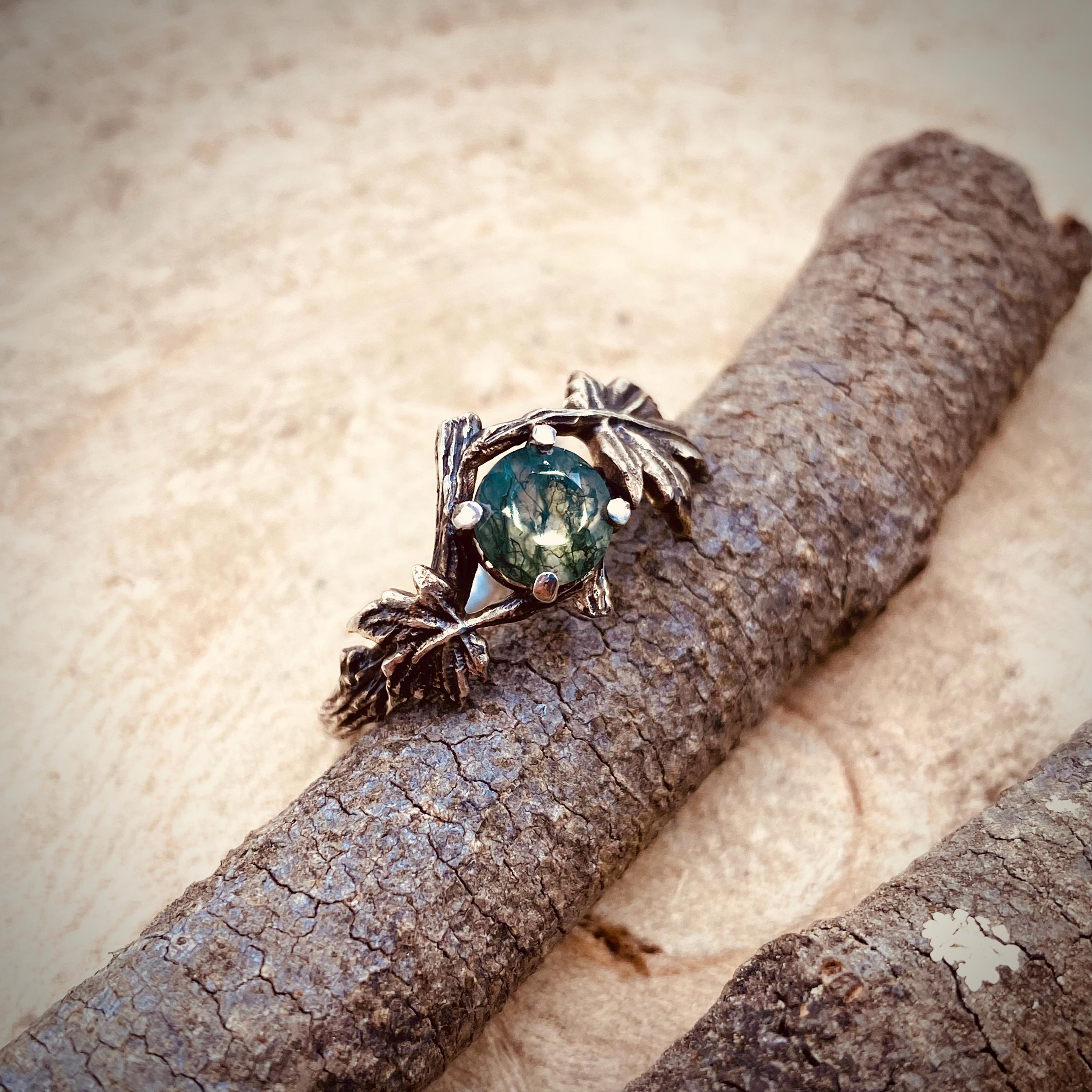 Sterling silver hand-carved branch ring, unique woodland maple leaf ring, natural moss agate wedding twig ring, anniversary ring