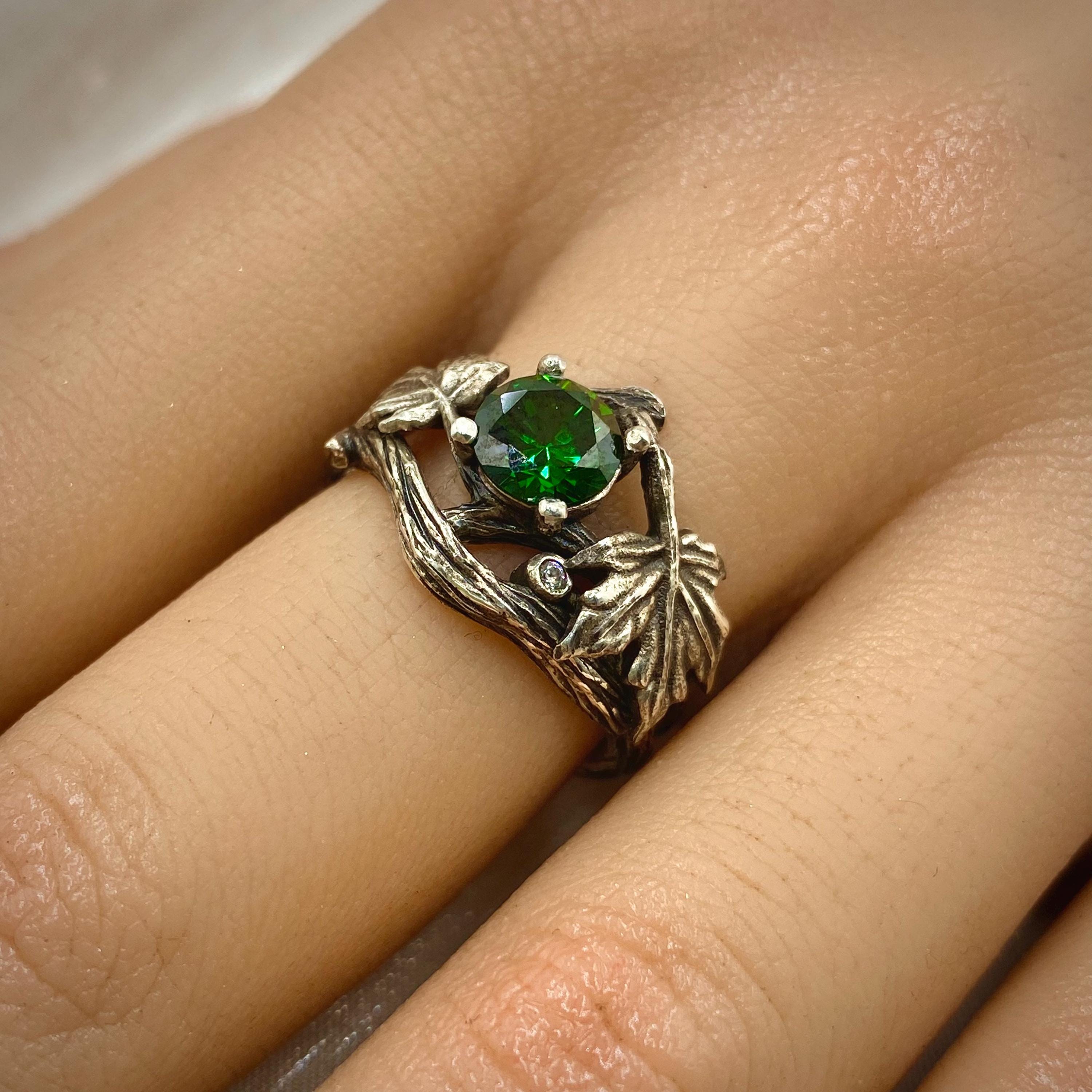 Vintage sterling silver emerald tree branch wedding ring, hand-carved tree pattern stacking twig ring, woodland maple leaf promise ring