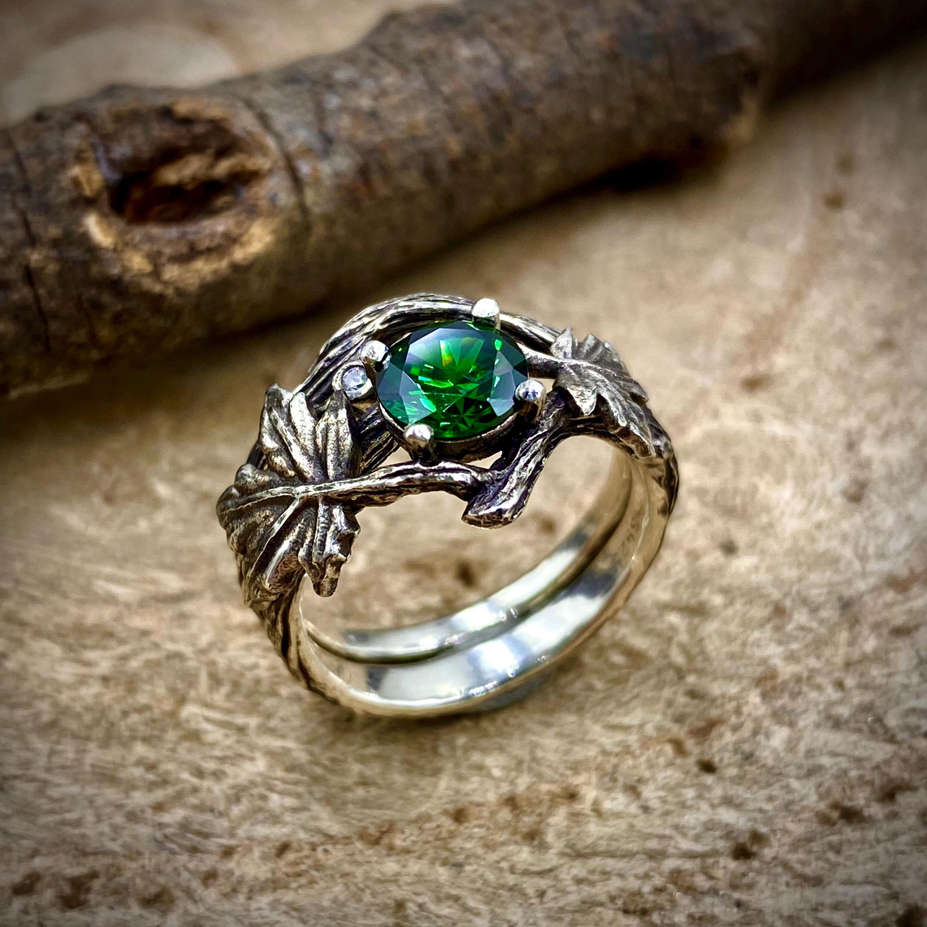 Vintage sterling silver emerald tree branch wedding ring, hand-carved tree pattern stacking twig ring, woodland maple leaf promise ring